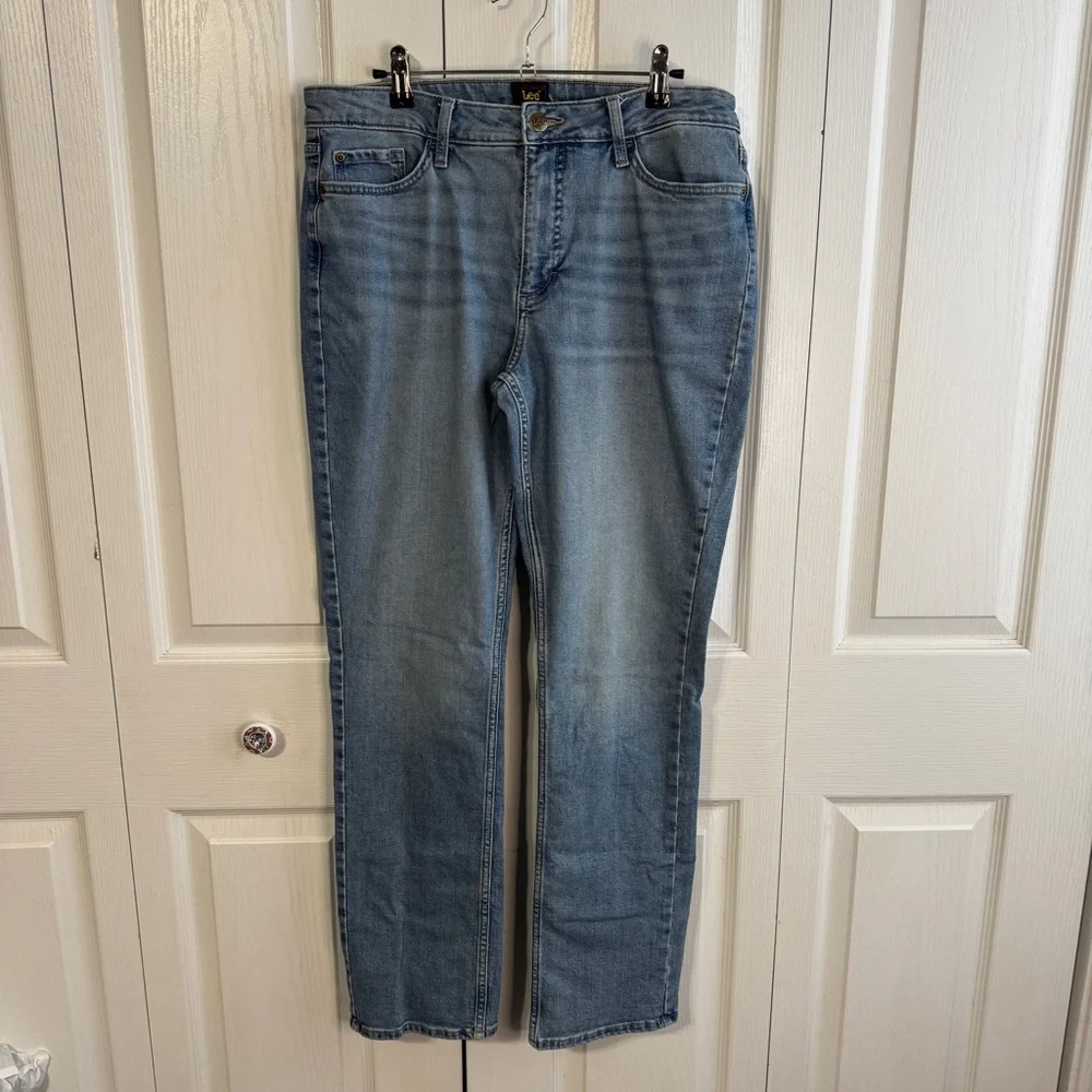 Lee blue denim straight leg jeans size 12 long